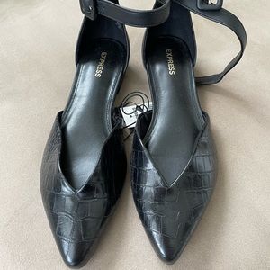 Brand new express sandal